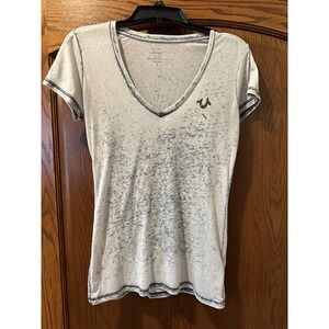 True Religion Womens Distressed V Neck Tee T Shirt Short Sleeve Logo Top